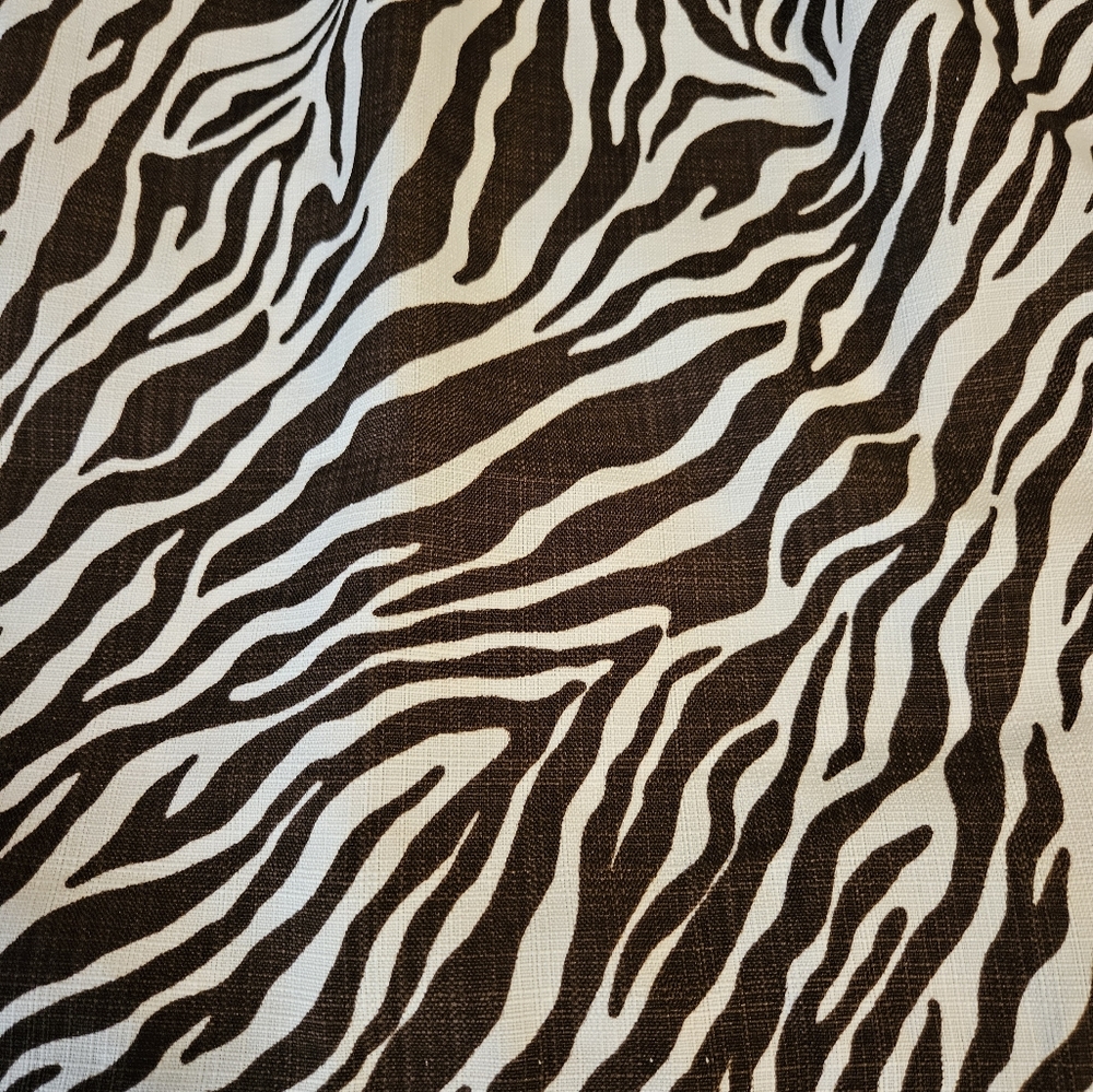 Brown&white zebra stripe skirt - Picture 2 of 8